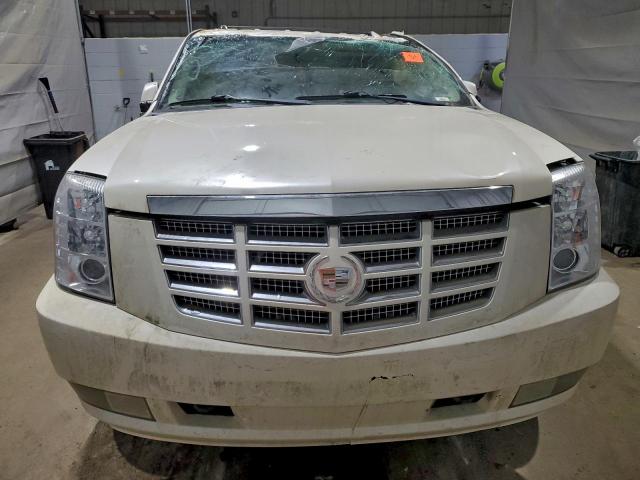 Cadillac Escalade Luxury Image 13