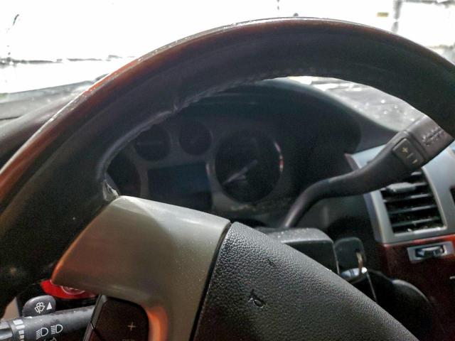 Cadillac Escalade Luxury Image 6