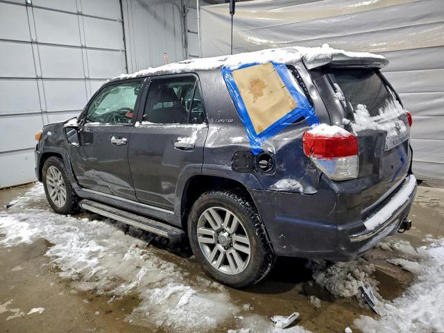 Toyota 4Runner Sr5 Image 3