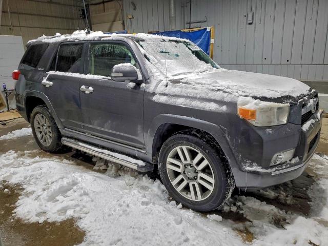 Toyota 4Runner Sr5 Image 2