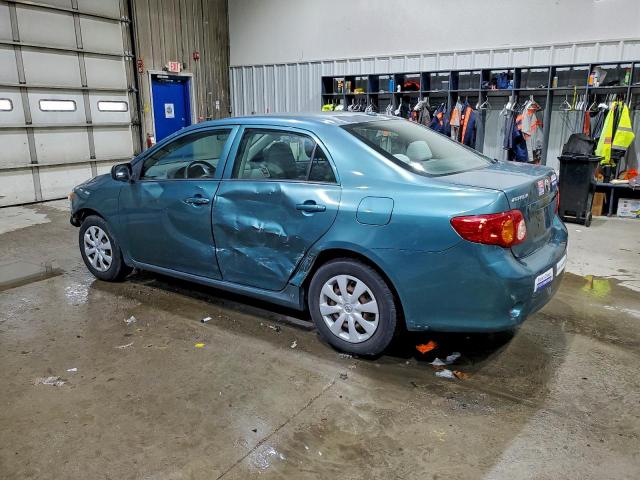 Toyota Corolla Base Image 2