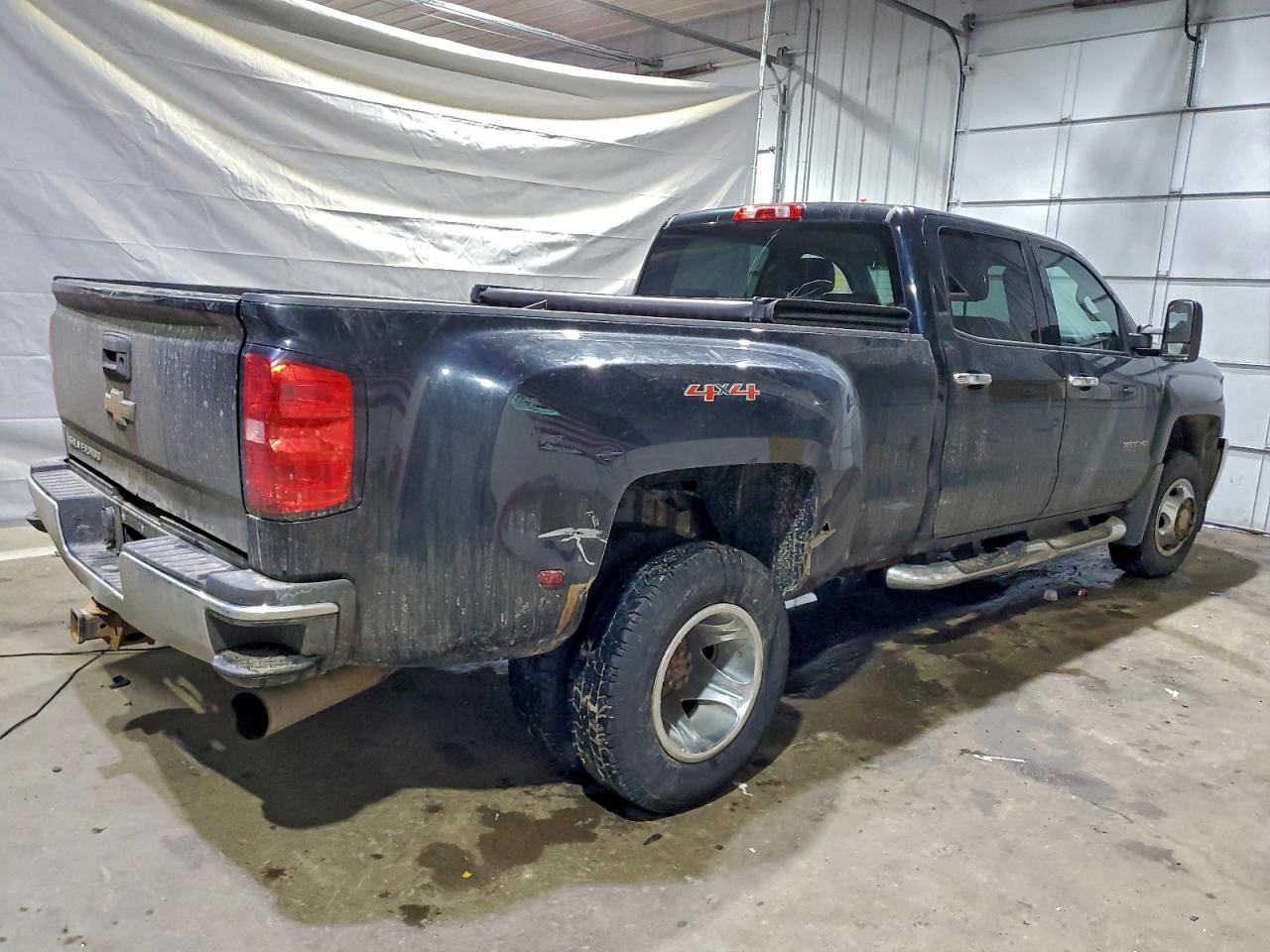 Chevrolet Silverado K3500 Lt Image 2