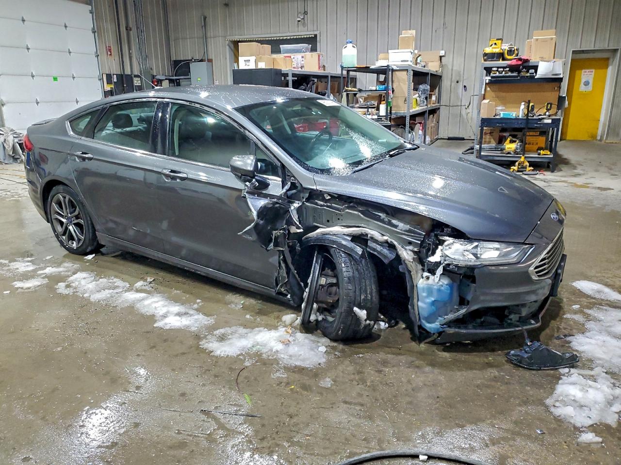 Ford Fusion Se Image 3