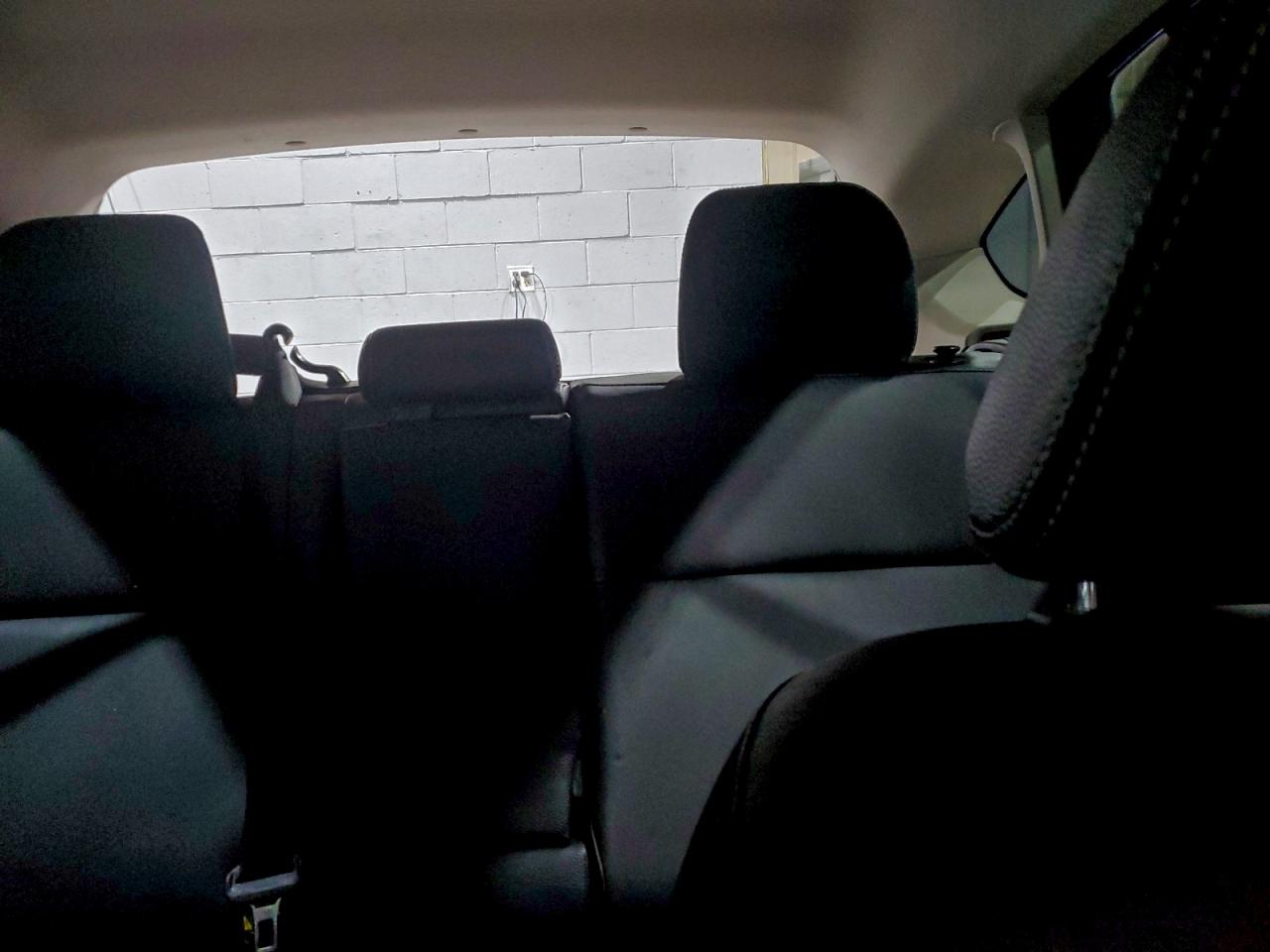 Subaru Xv 2.0 Limited Image 12