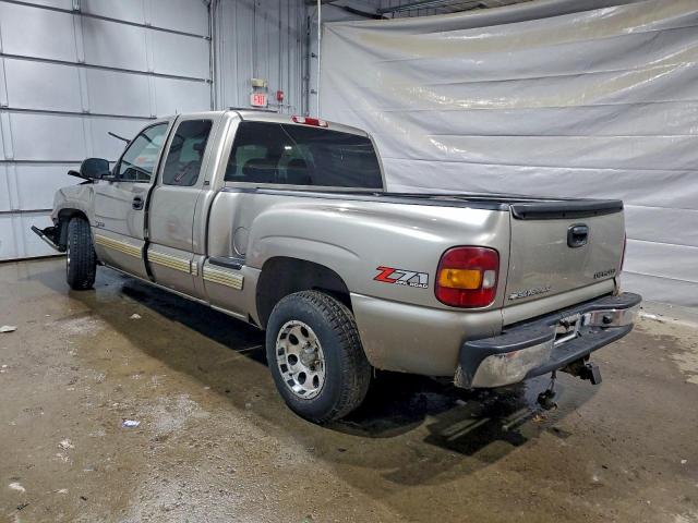 Chevrolet Silverado C1500 Image 3