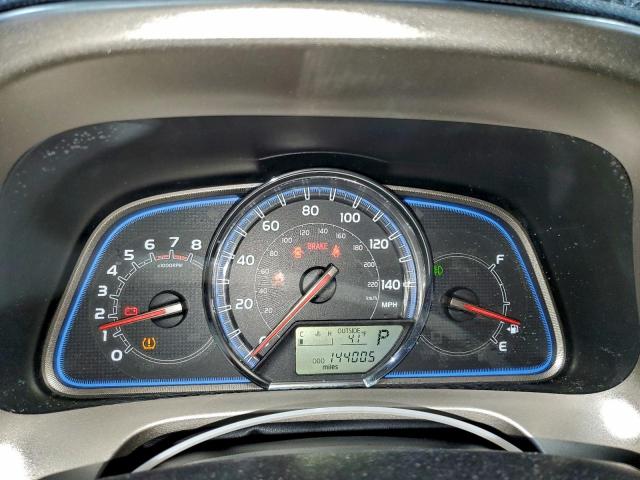 Toyota RAV4 Limited Image 3