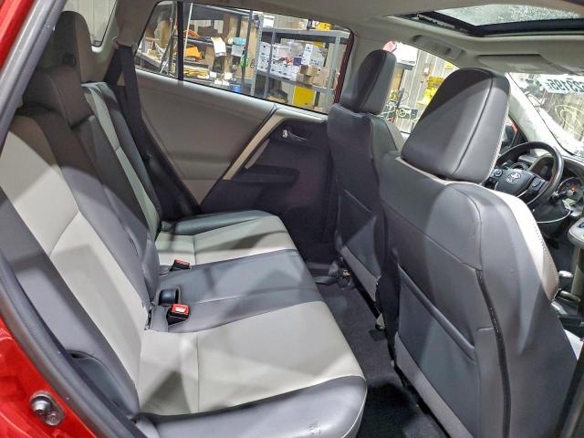 Toyota RAV4 Limited Image 10