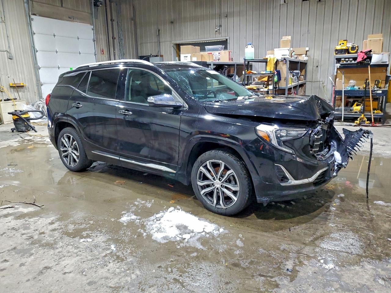 GMC Terrain Denali Image 12