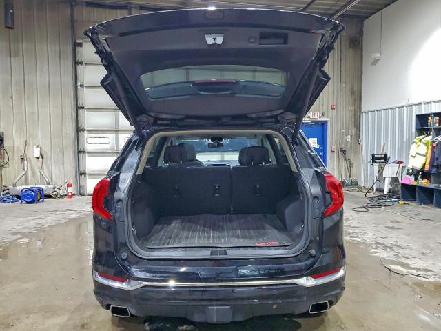 GMC Terrain Denali Image 3