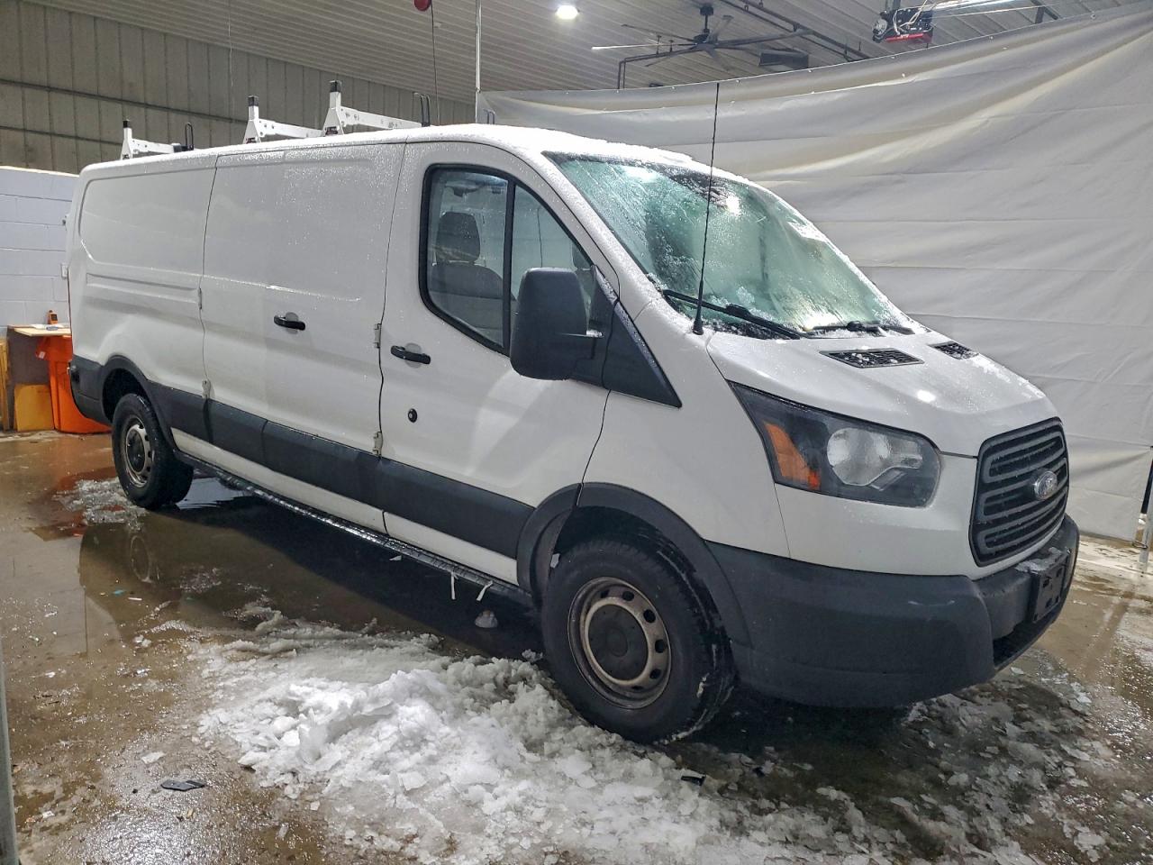 Ford Transit T-250 Image 9